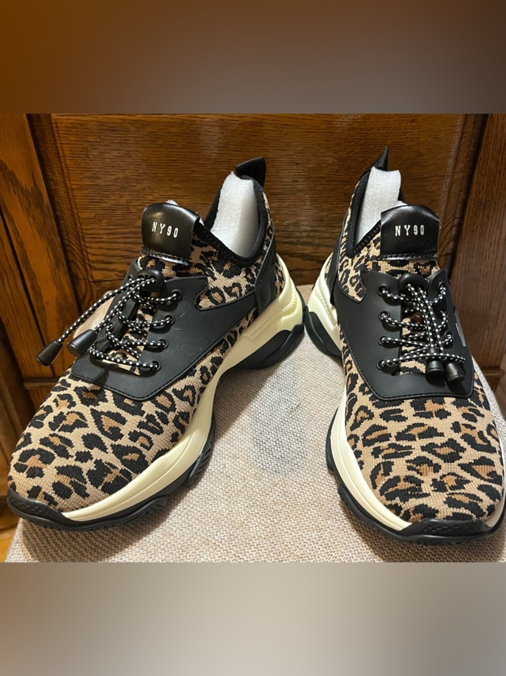 Steve Madden NY90 Women’s Myles Sneakers Leopard Print Pull On Size 8 New In Box - Picture 3 of 9